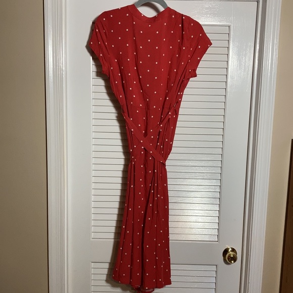 Women’s Old Navy tie dress- medium - Picture 4 of 5